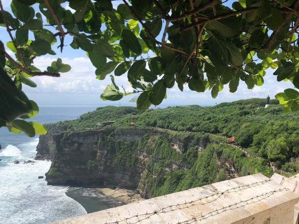 uluwatu temple